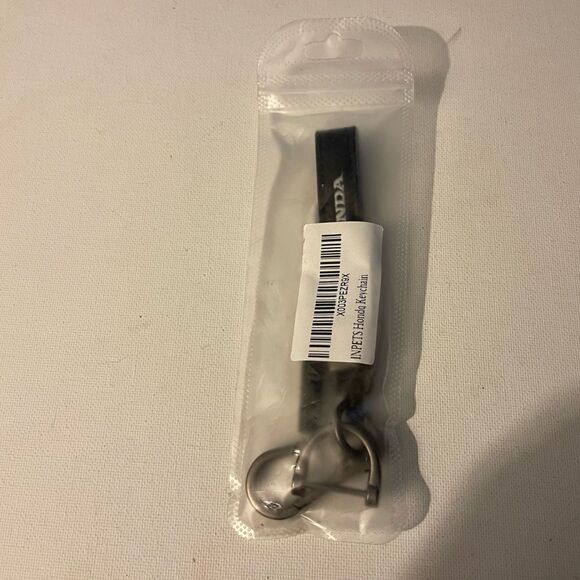 Honda Logo Key Fob Keychain in Black Leather NWT - Picture 4 of 4